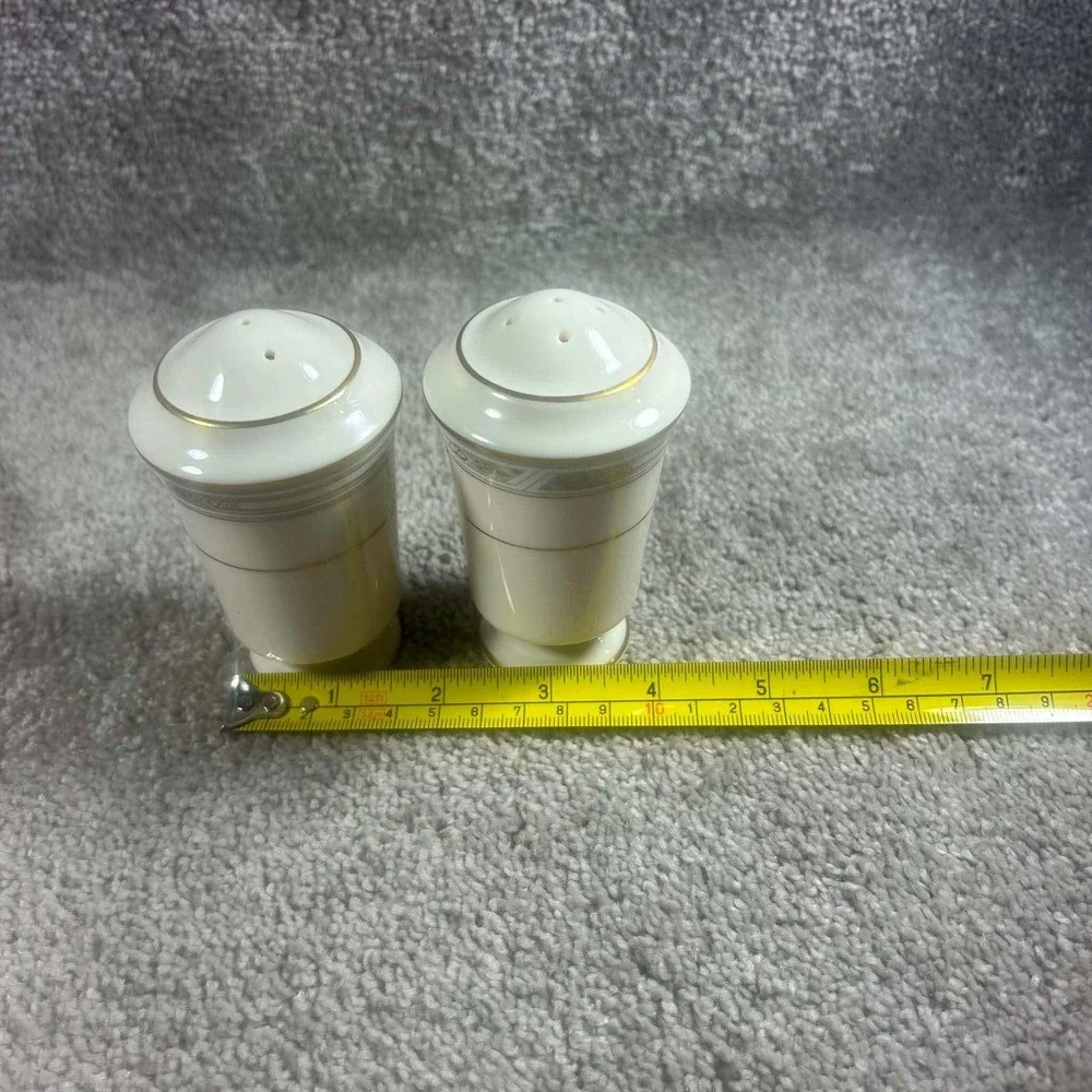 Noritake Salt and Pepper Shakers Set Cream Gold Japan Grandmacore MCM